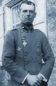 Osmanlı Harp Madalyası Takan Nazi Askerleri 7 Osmanlı Harp Madalyası takan nazi askerleri